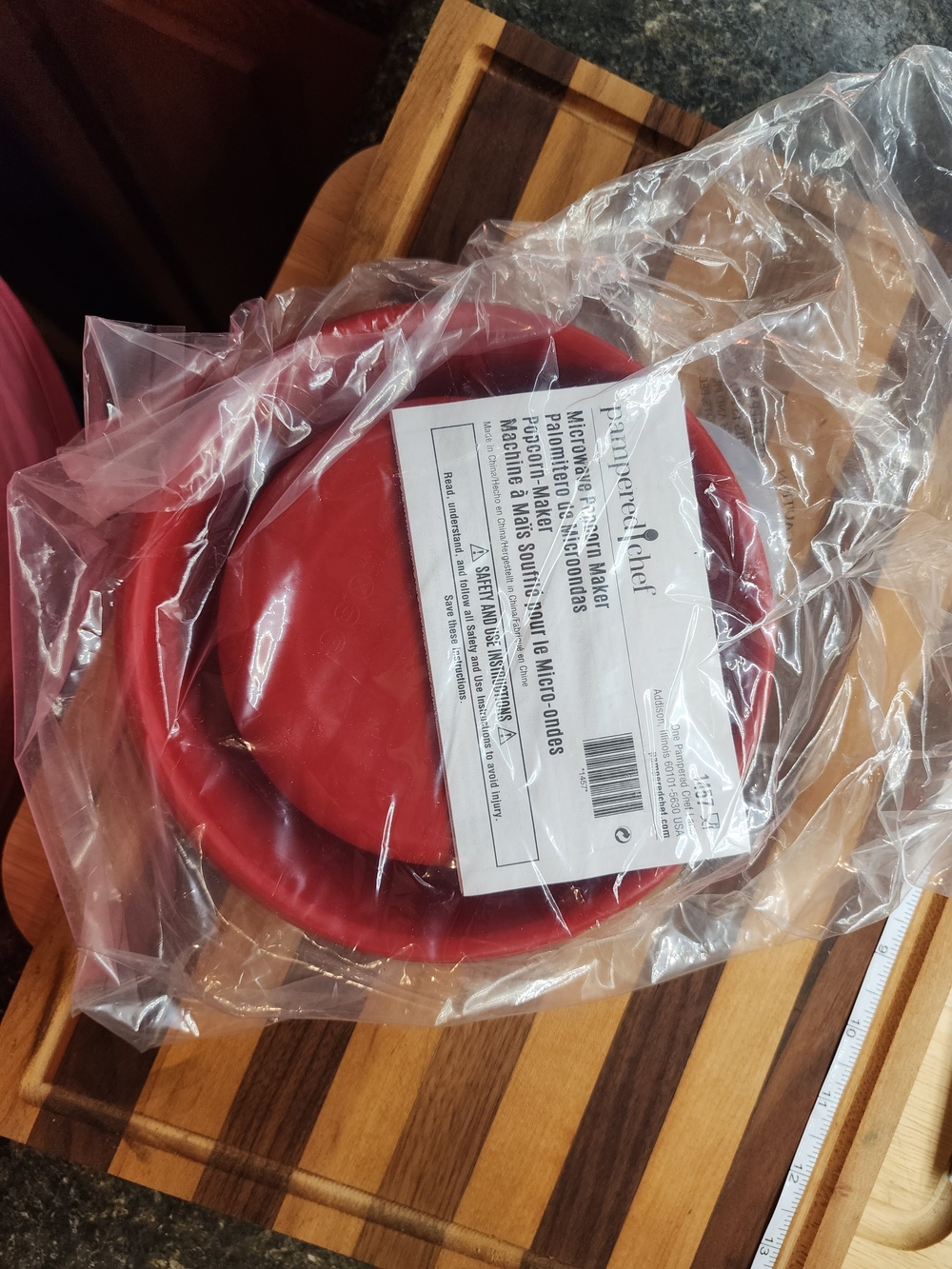 Pampered Chef Red Microwave Popcorn Maker Set